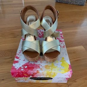 Chinese Laundry sandal wedges